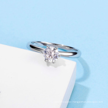 High End Lady Jewelry 925 Sterling Silver Moissanite Ring